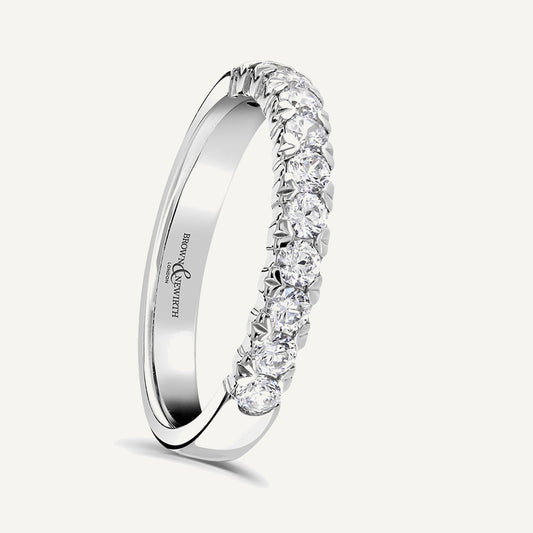 Round Brilliant Cut, Kiss Claw Diamond Eternity Ring