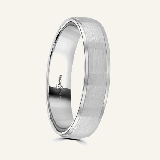 P1082 Modern Court Patterned Wedding Ring