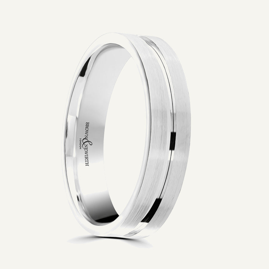 P1126 Flat Court Patterned Wedding Ring