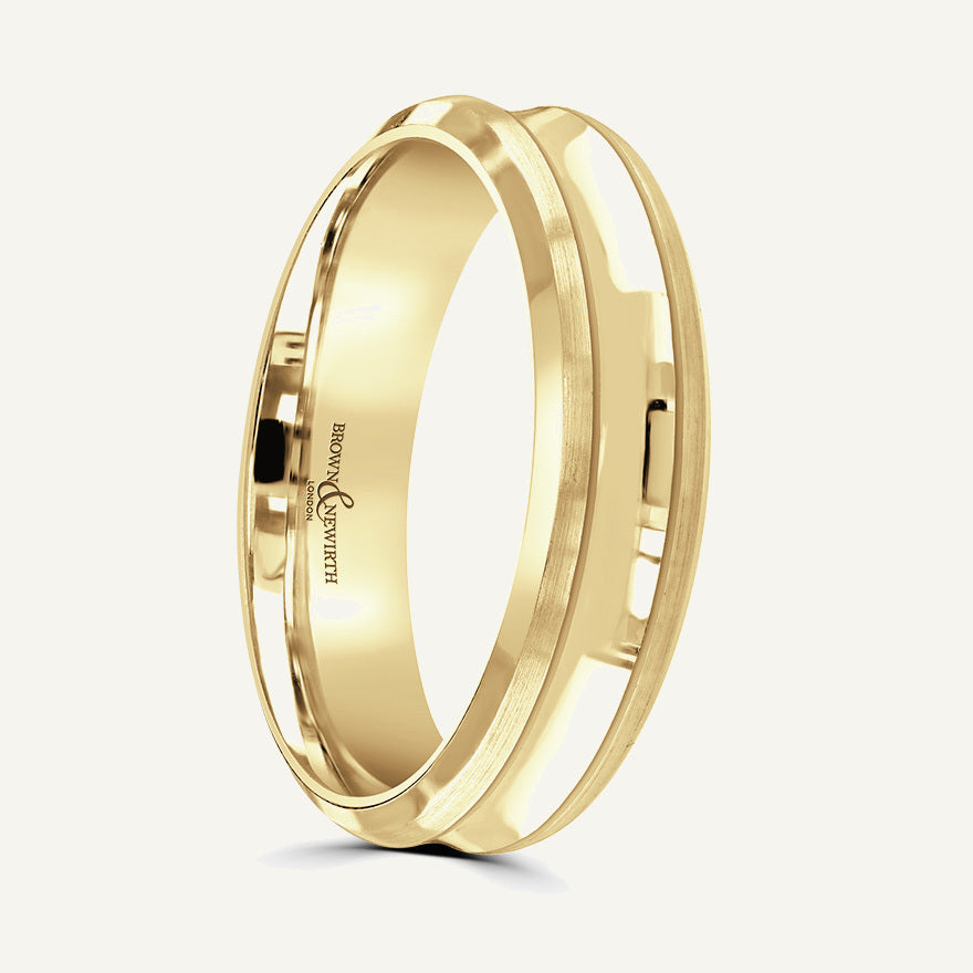 P1160 Softened Court Patterned Wedding Ring