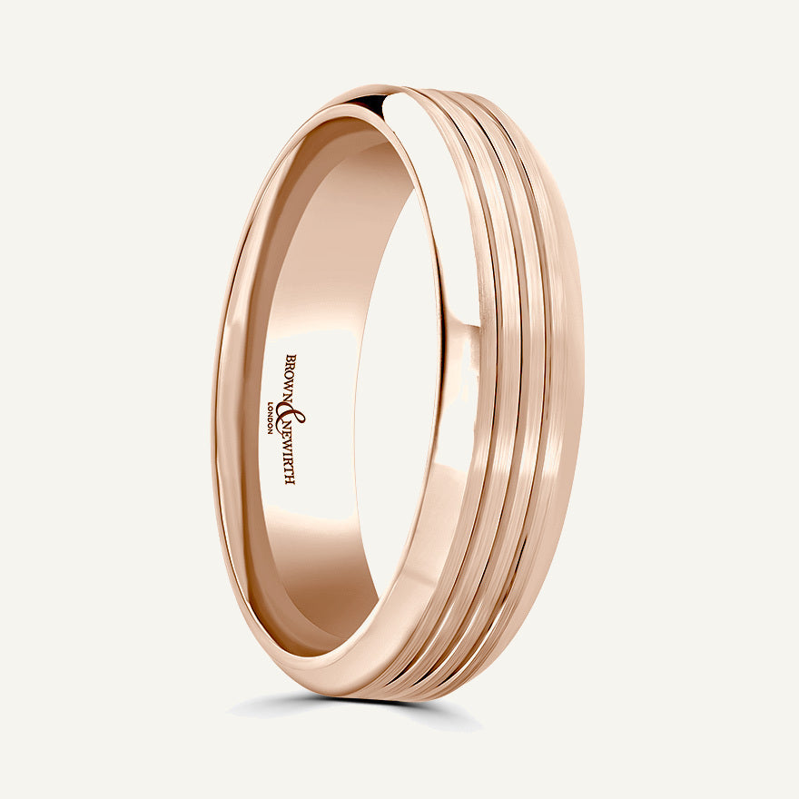 P1161 Softened Court Patterned Wedding Ring