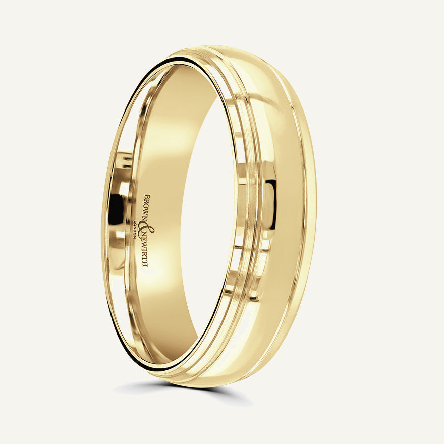 P1165 Classic Court Patterned Wedding Ring