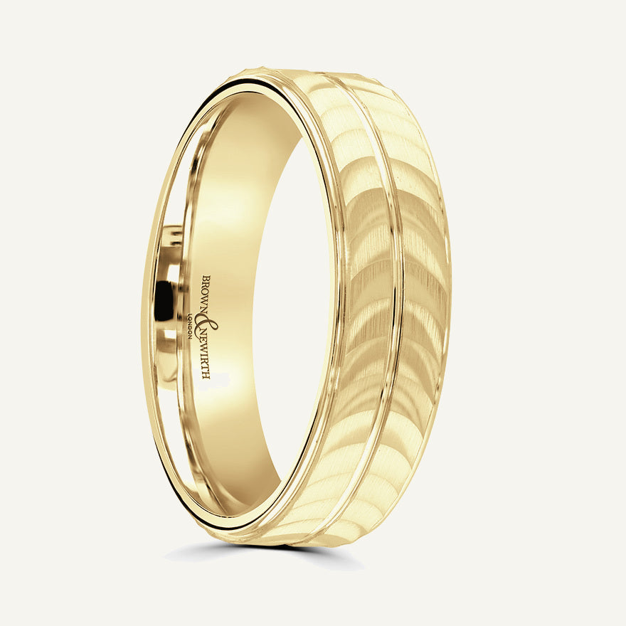 P1188 Flat Court Patterned Wedding Ring