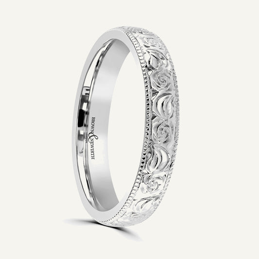 P130 Classic Court Patterned Wedding Ring
