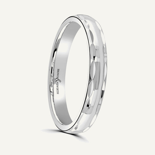 P139 Classic Court Patterned Wedding Ring