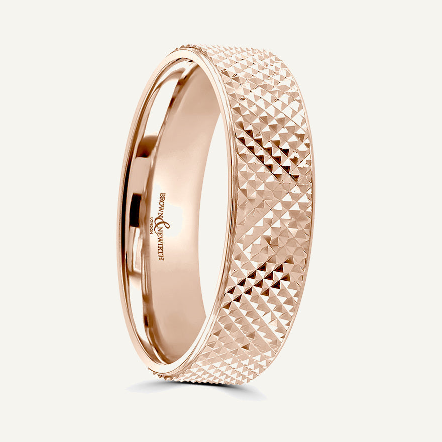 P2013 Flat Court Patterned Wedding Ring