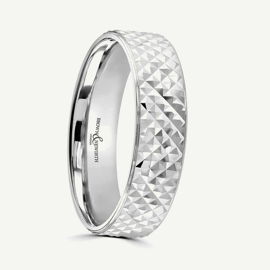 P2016 Flat Court Patterned Wedding Ring