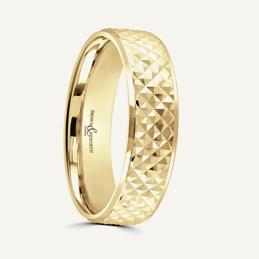P2017 Flat Court Patterned Wedding Ring