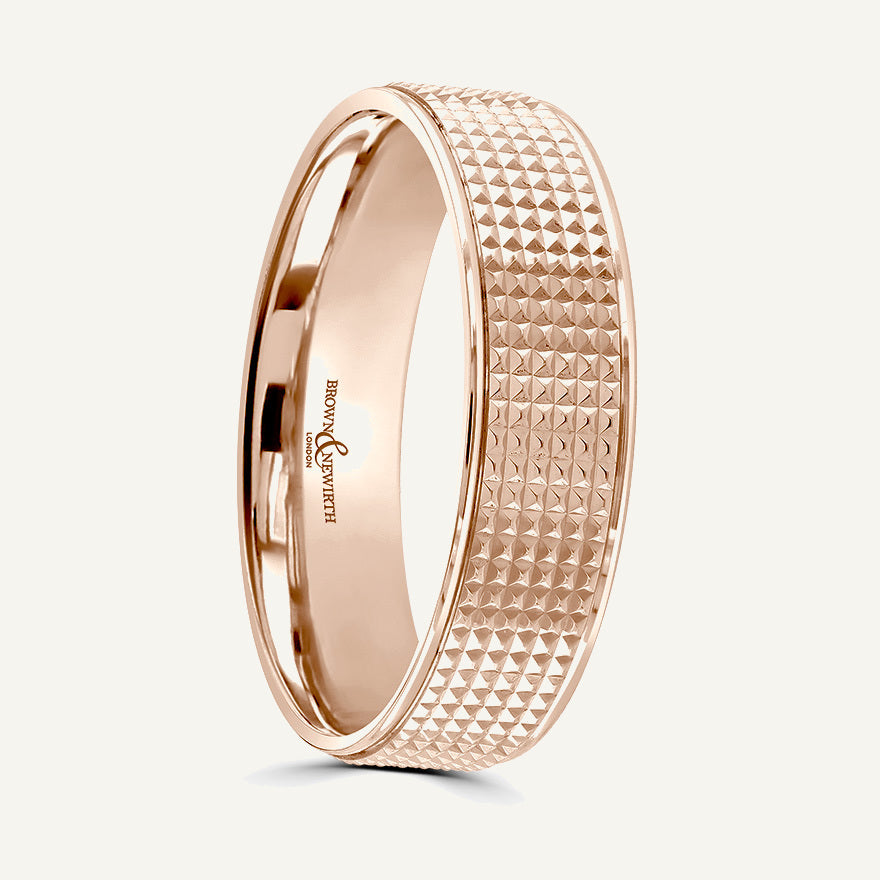 P2019 Flat Court Patterned Wedding Ring
