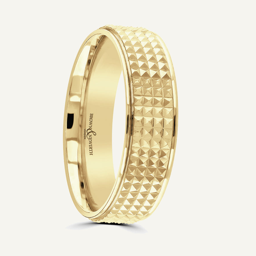 P2022 Flat Court Patterned Wedding Ring