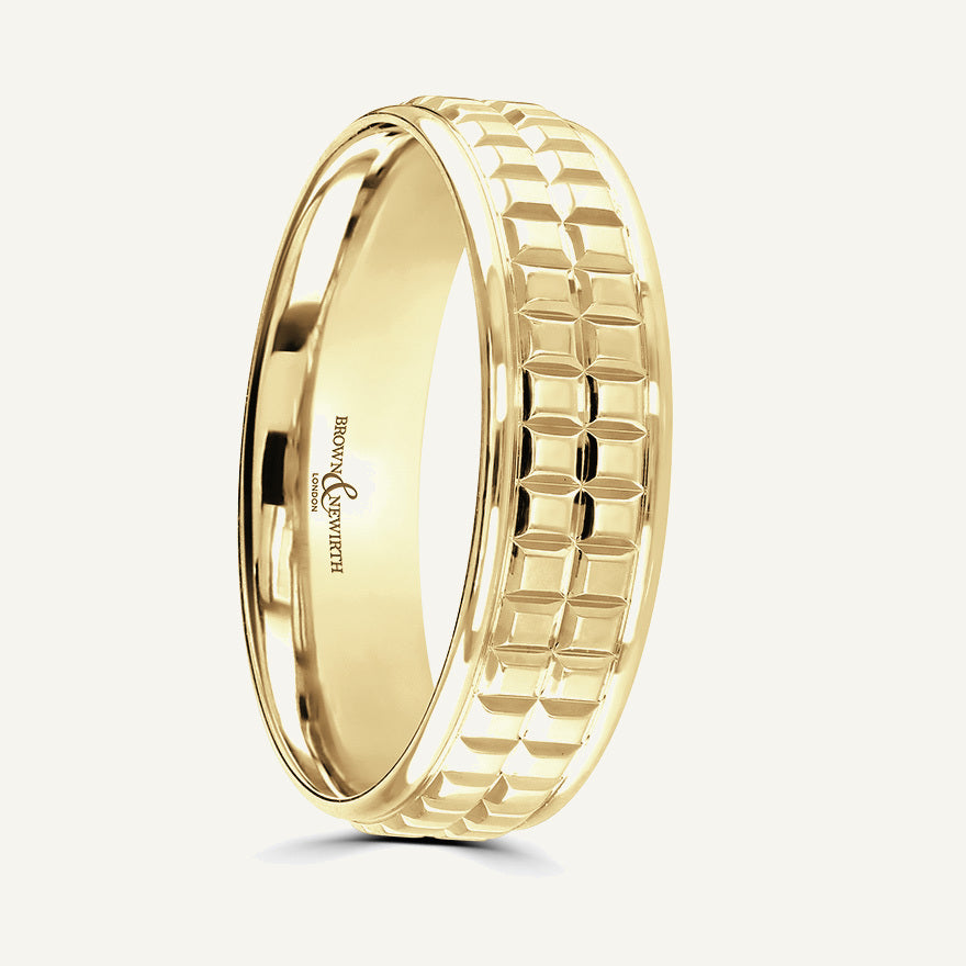 P2035 Flat Court Patterned Wedding Ring