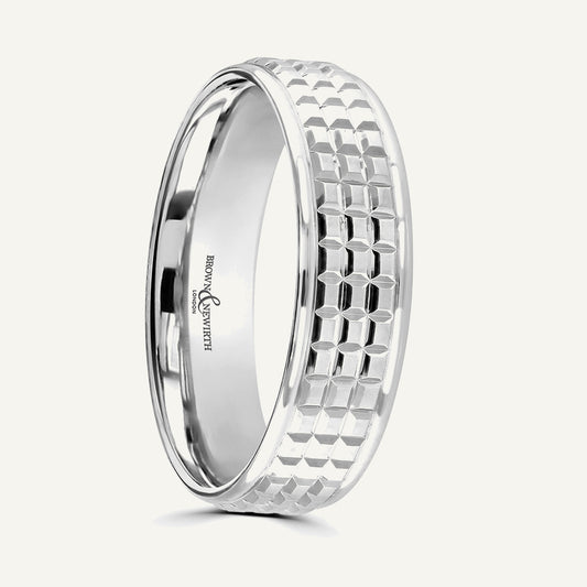P2037 Flat Court Patterned Wedding Ring