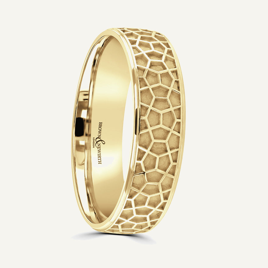 P2042 Modern Court Patterned Wedding Ring