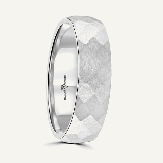 P2047 Classic Court Patterned Wedding Ring