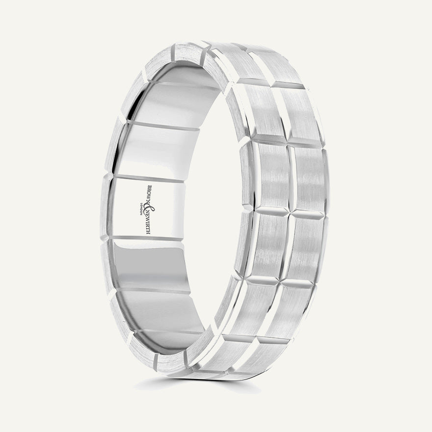 P2061 Flat Court Patterned Wedding Ring