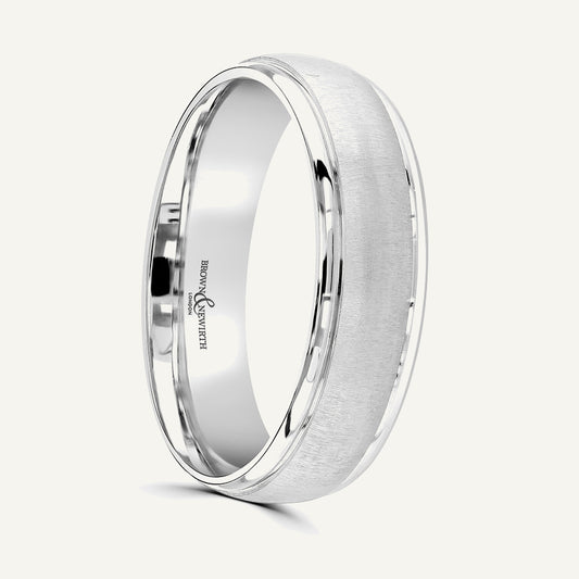 P439 Classic Court Patterned Wedding Ring