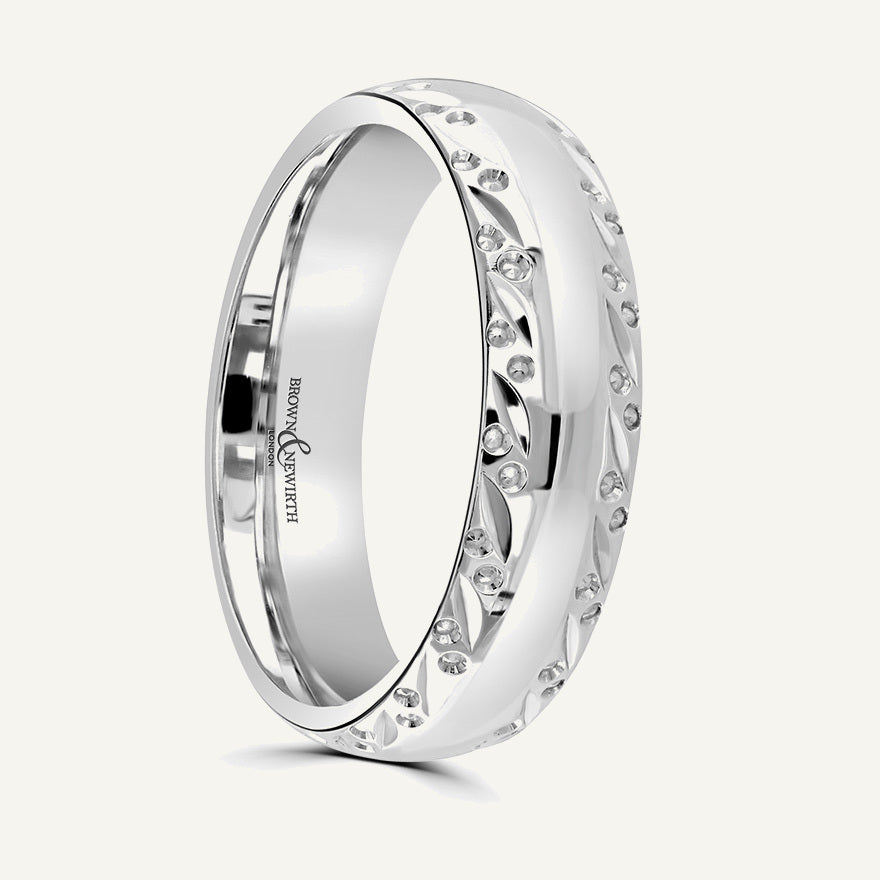 P516 Classic Court Patterned Wedding Ring