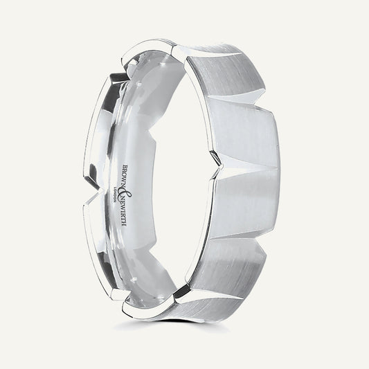 P592 Flat Court Patterned Wedding Ring