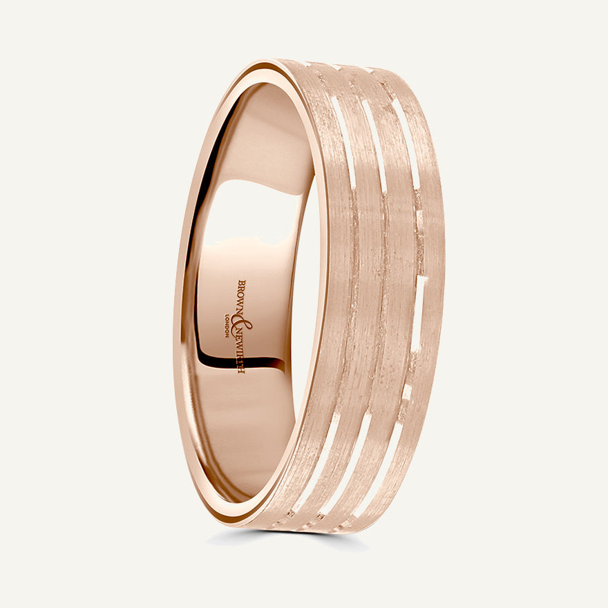 P595 Flat Court Patterned Wedding Ring