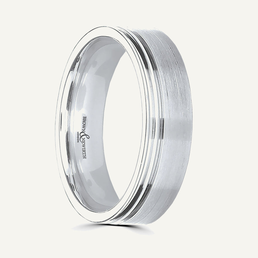 P596 Flat Court Patterned Wedding Ring