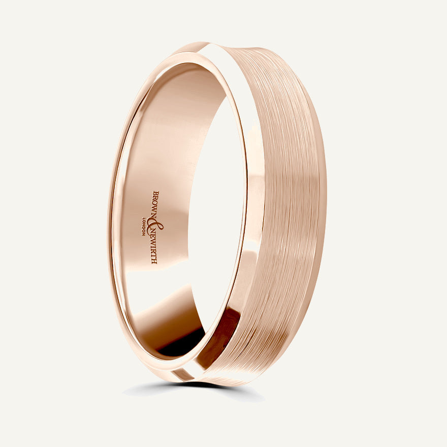 P626 Softened Court Patterned Wedding Ring