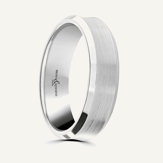 P626 Softened Court Patterned Wedding Ring