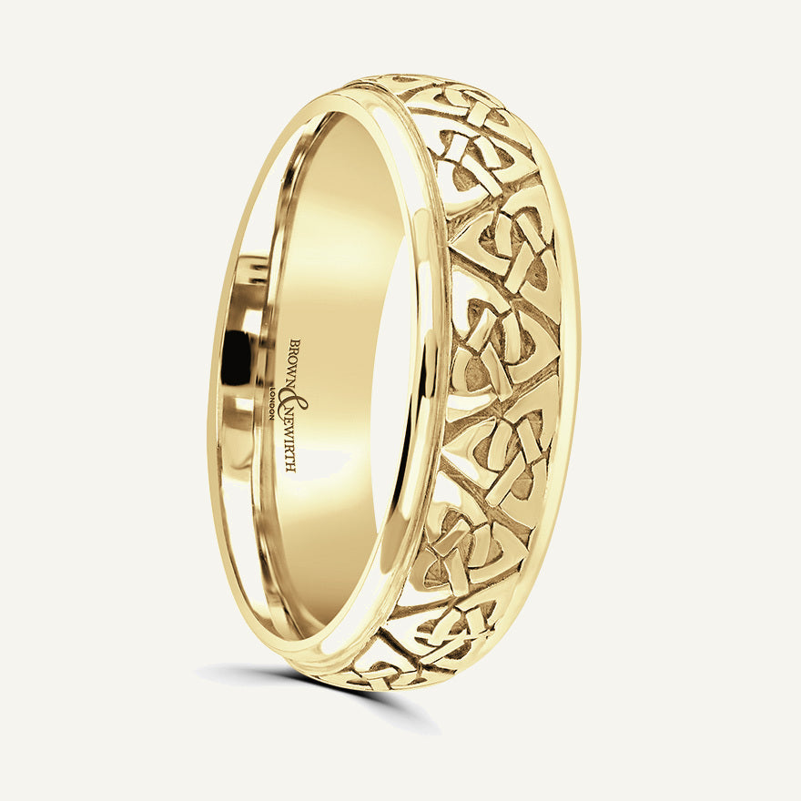 P680 Classic Court Patterned Wedding Ring