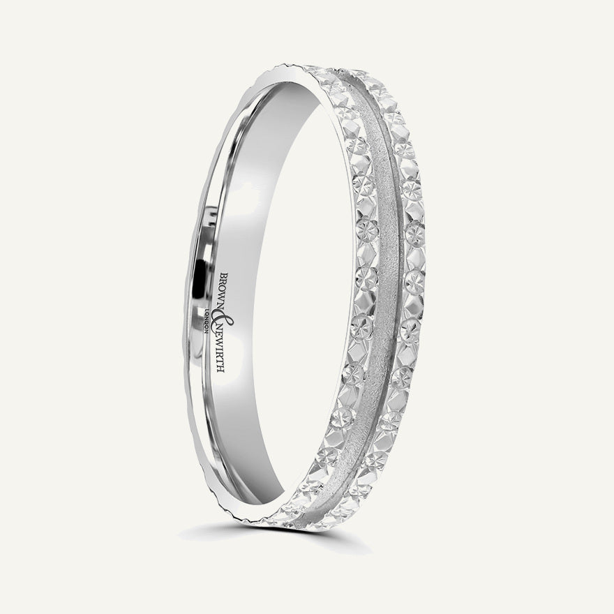 P695 Flat Court Patterned Wedding Ring