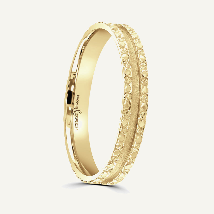 P695 Flat Court Patterned Wedding Ring