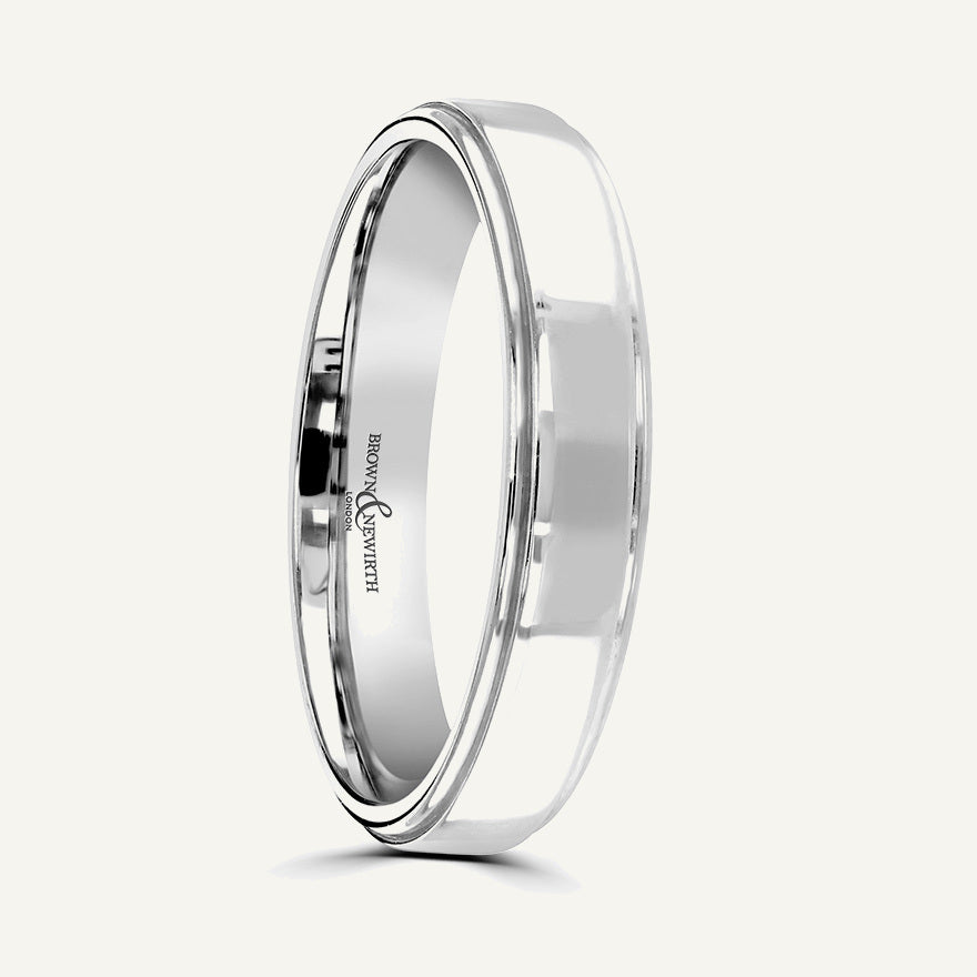 P728 Modern Court Patterned Wedding Ring