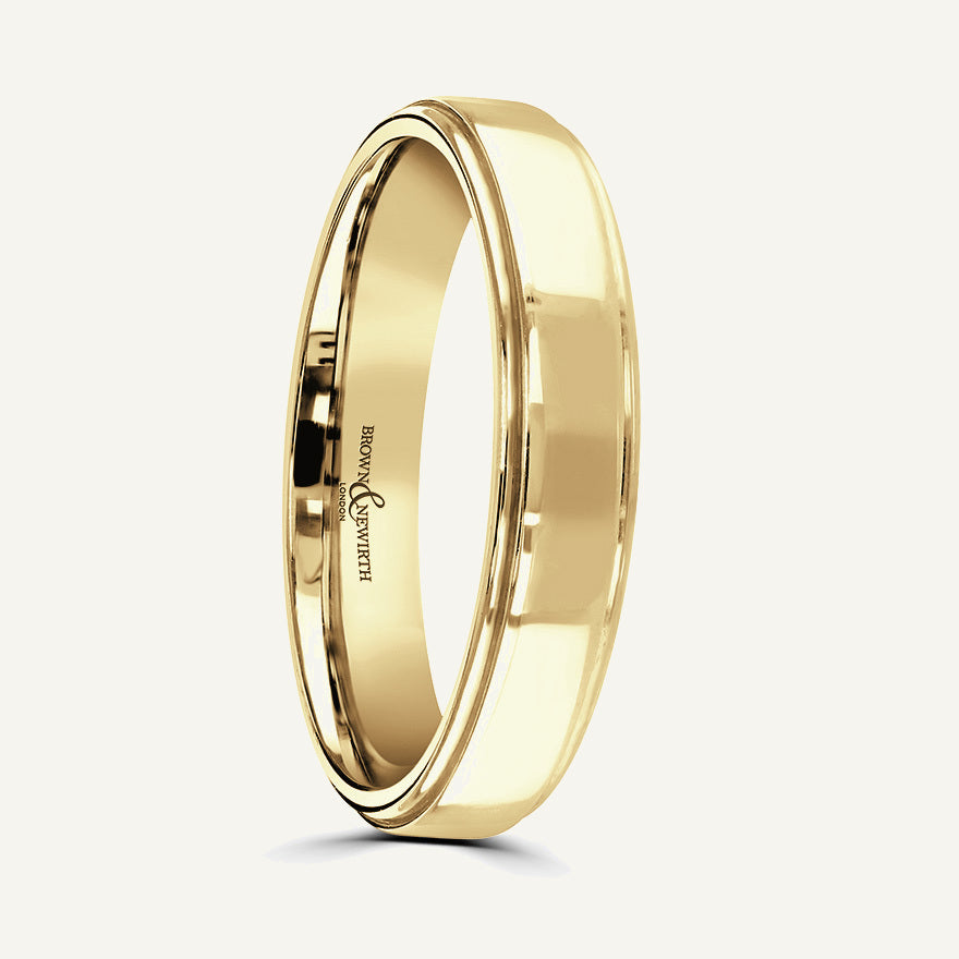 P728 Modern Court Patterned Wedding Ring