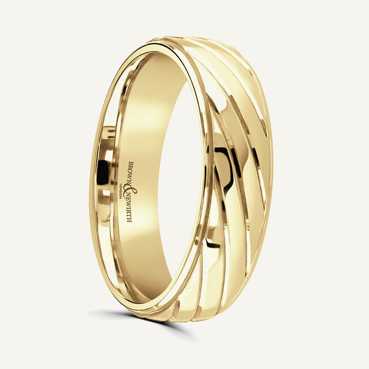 P729 Modern Court Patterned Wedding Ring