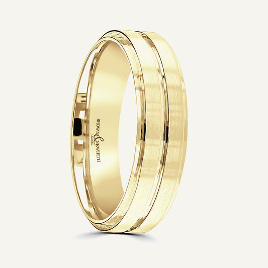 P780 Flat Court Patterned Wedding Ring