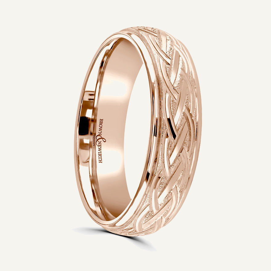 P79 Classic Court Patterned Wedding Ring