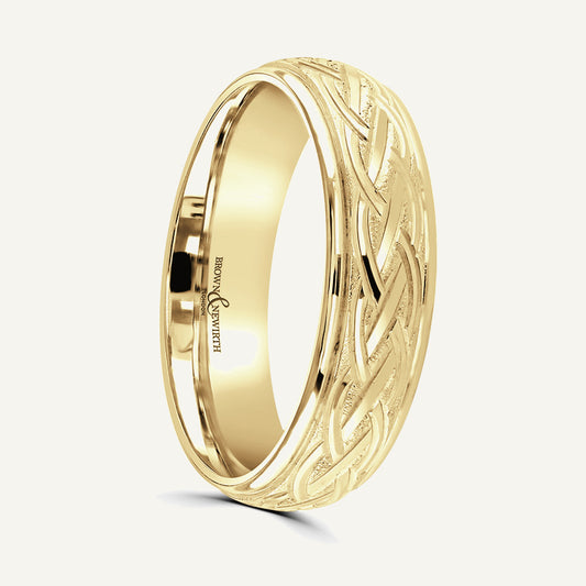 P79 Classic Court Patterned Wedding Ring