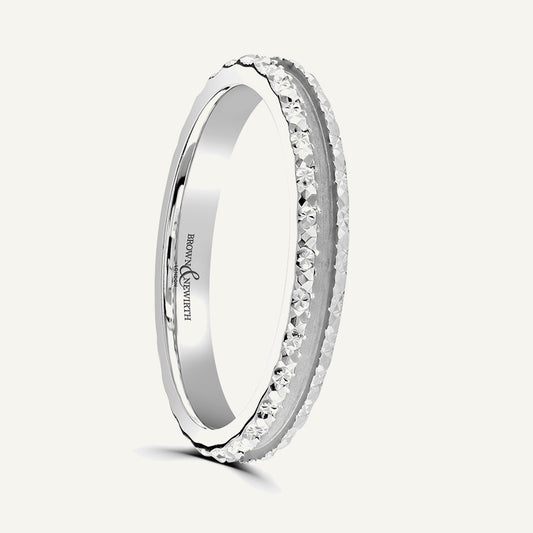 P803 D-Shape Patterned Wedding Ring