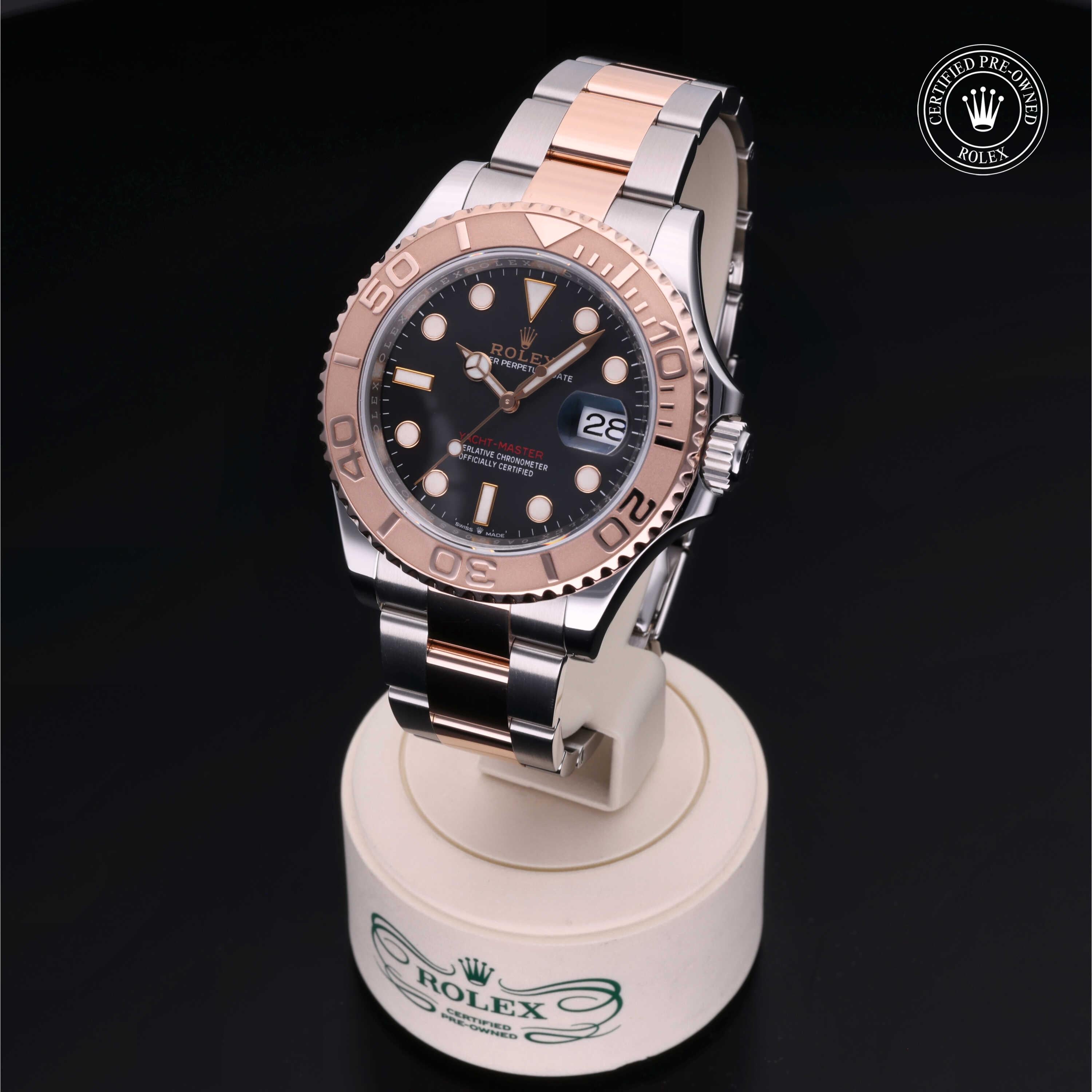 Rolex Yacht-Master 40mm 2020 model showcasing a black dial, 60-minute rotating bezel and signature Oystersteel and Everose gold construction.