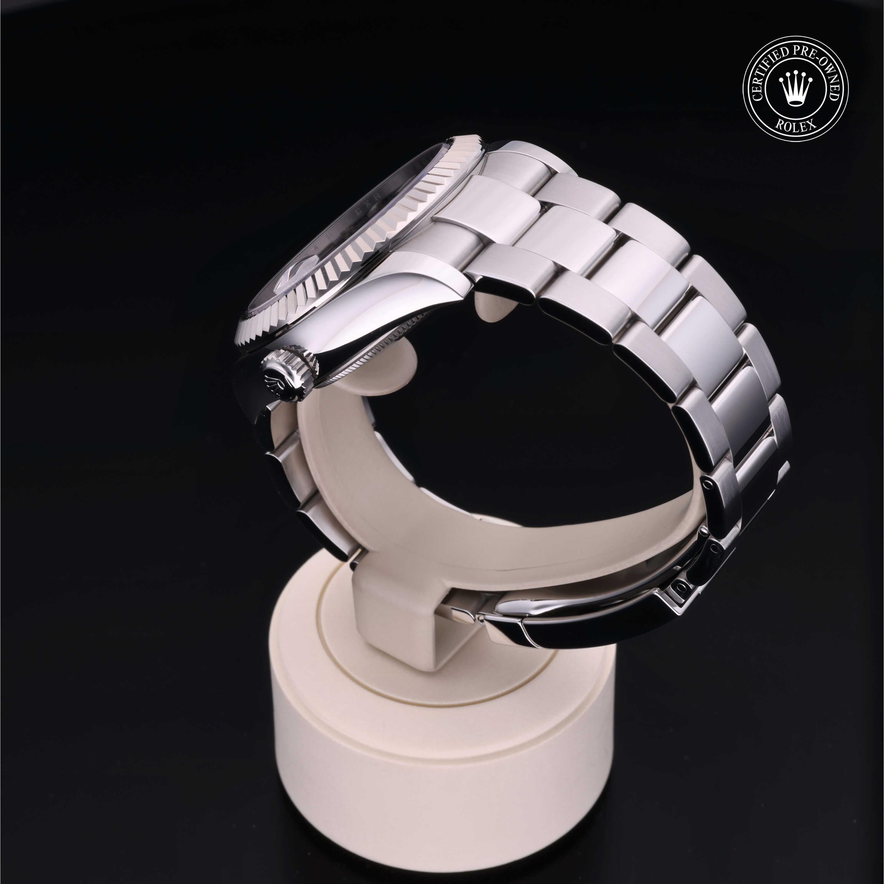 Rolex Sky-Dweller 42
