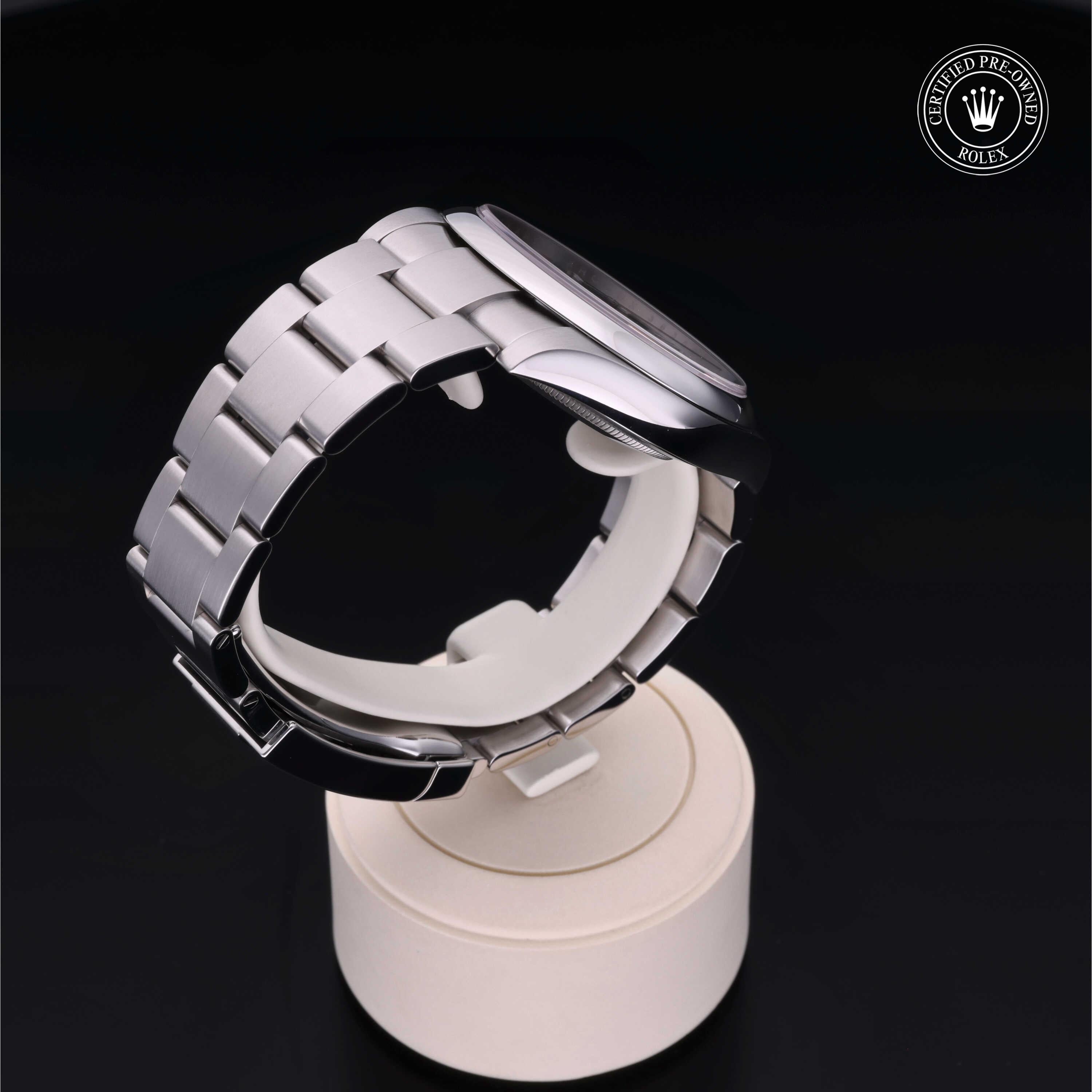 Rolex Oyster Perpetual 41 - 360° view