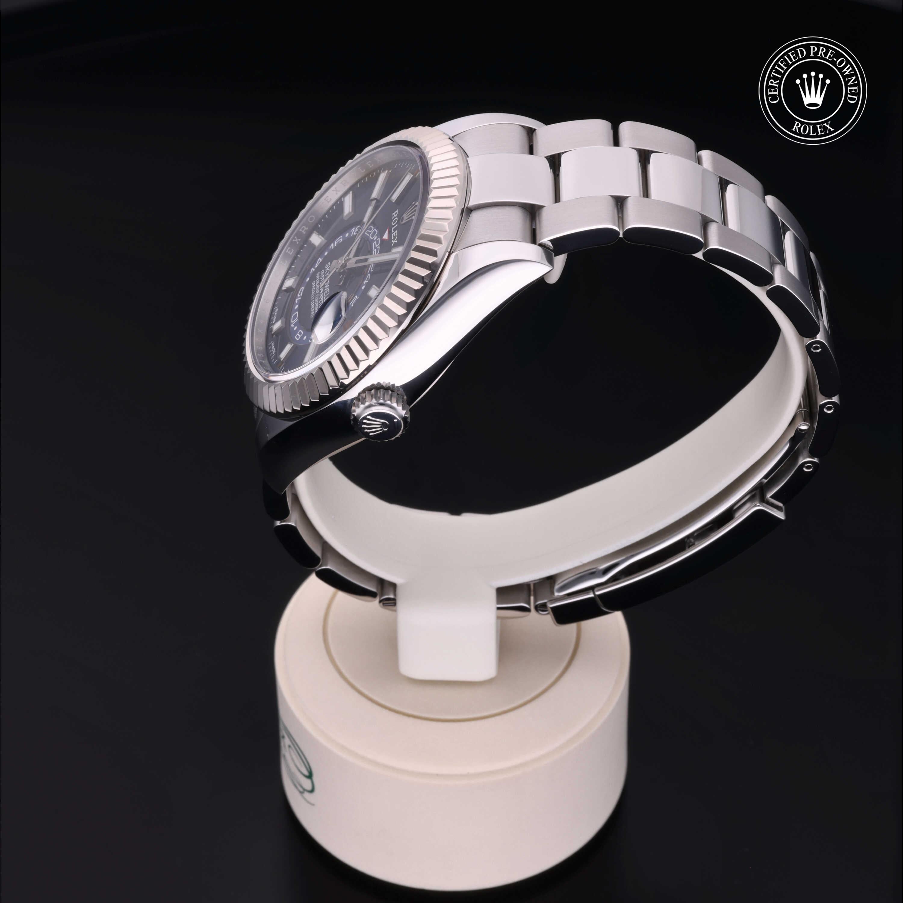 Rolex Sky-Dweller 42 - 360° view
