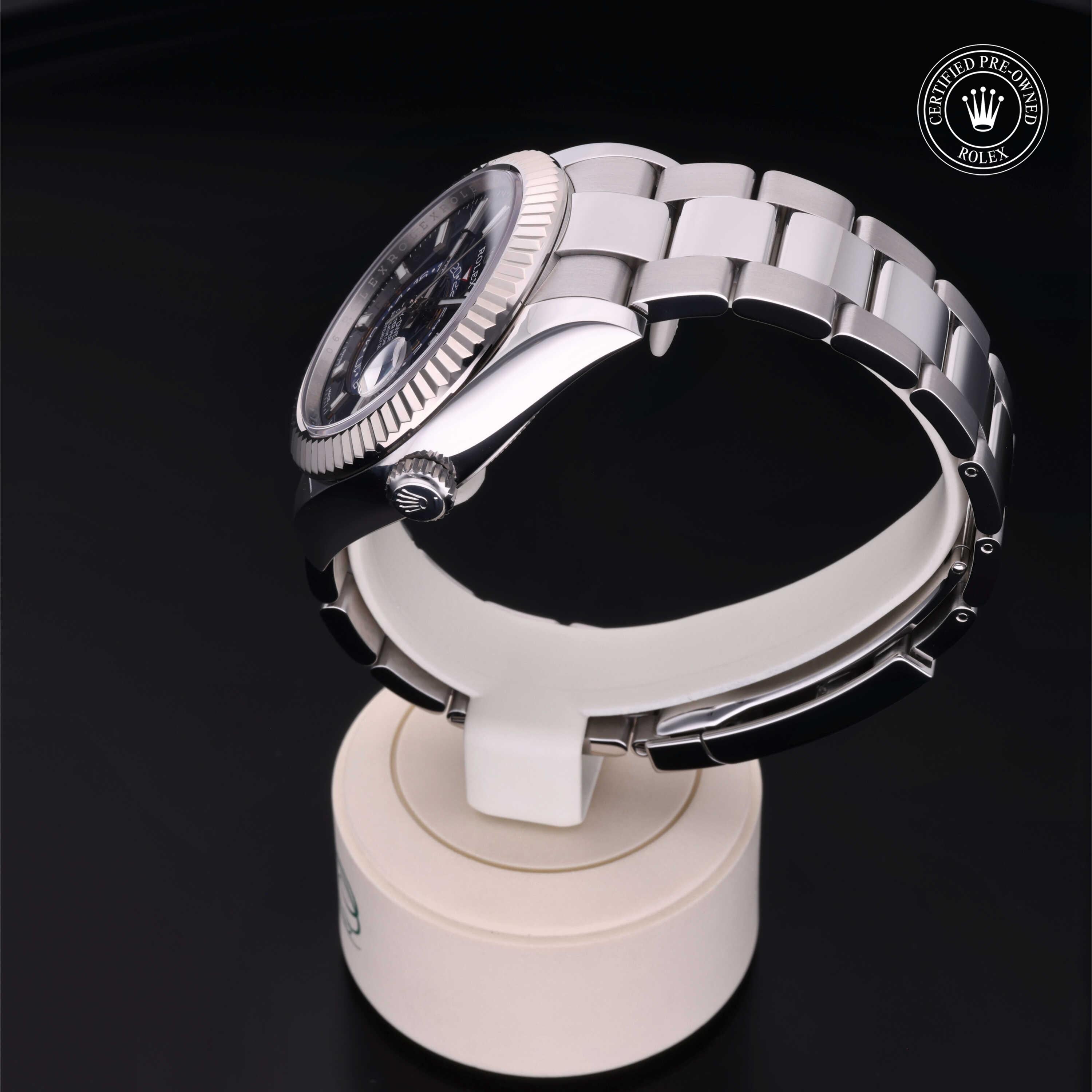 Rolex Sky-Dweller 42 - 360° view