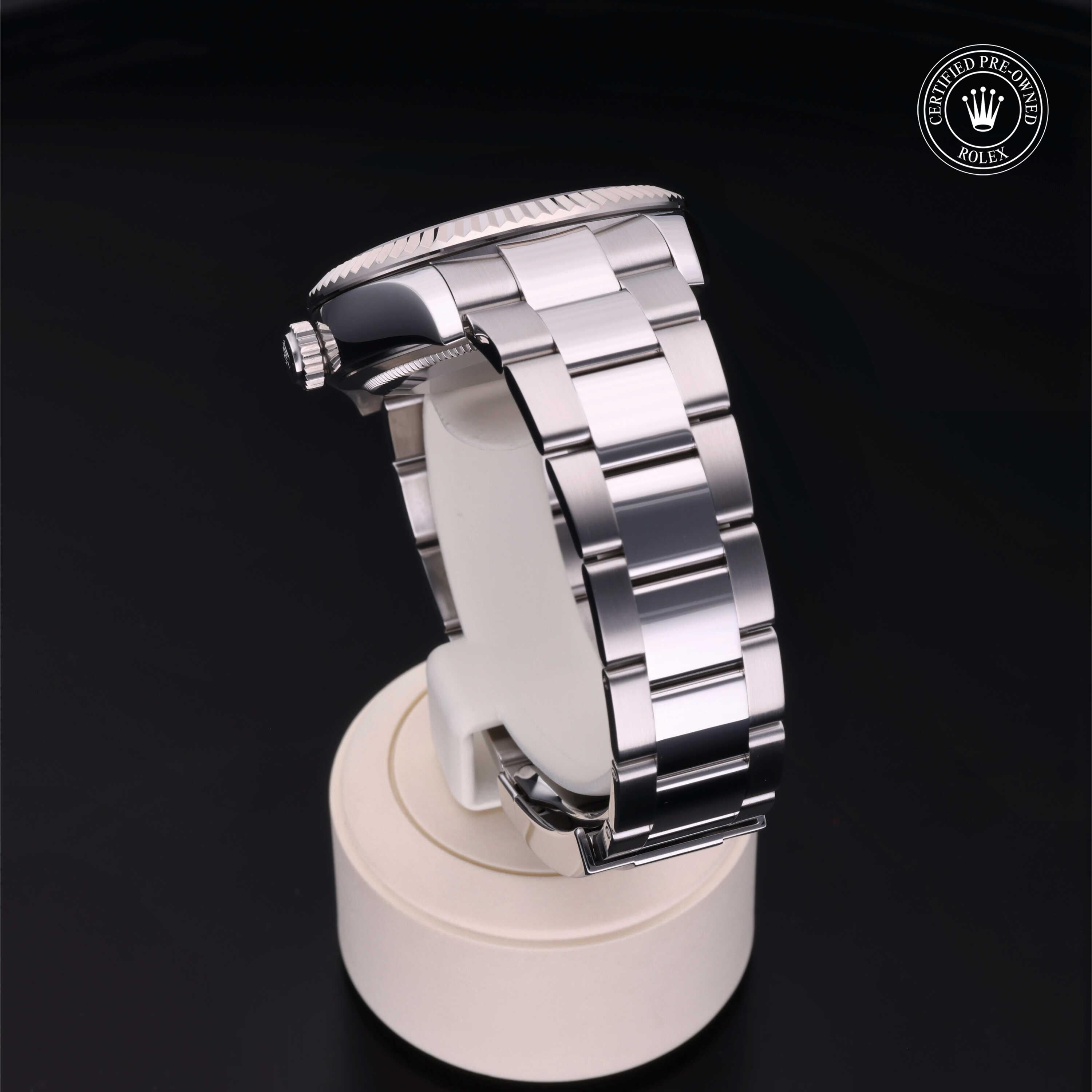 Rolex Sky-Dweller 42 - 360° view