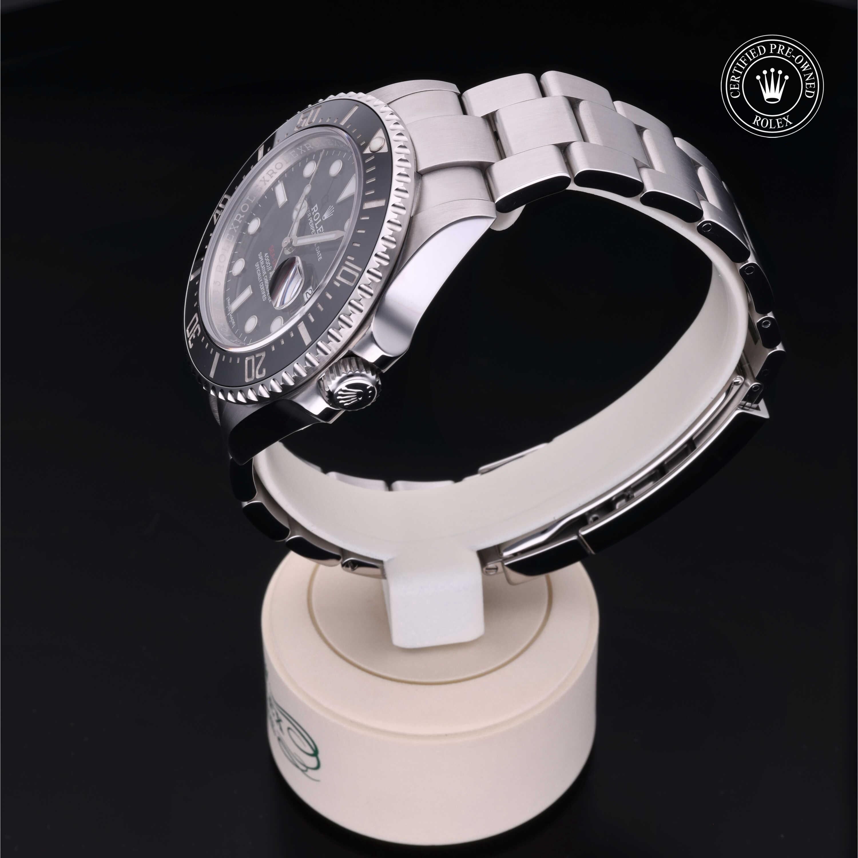 Rolex Sea-Dweller 43 - 360° view