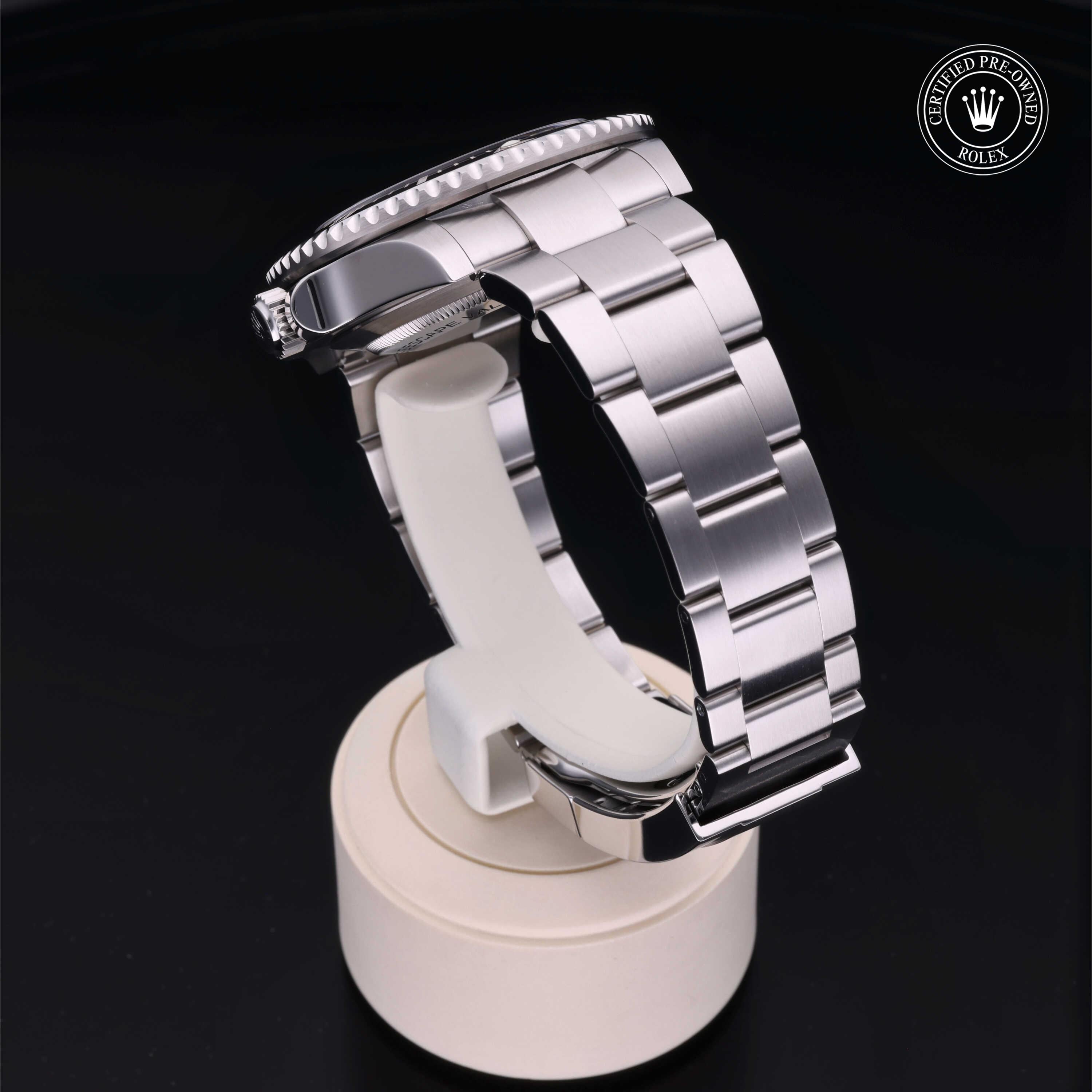 Rolex Sea-Dweller 43 - 360° view