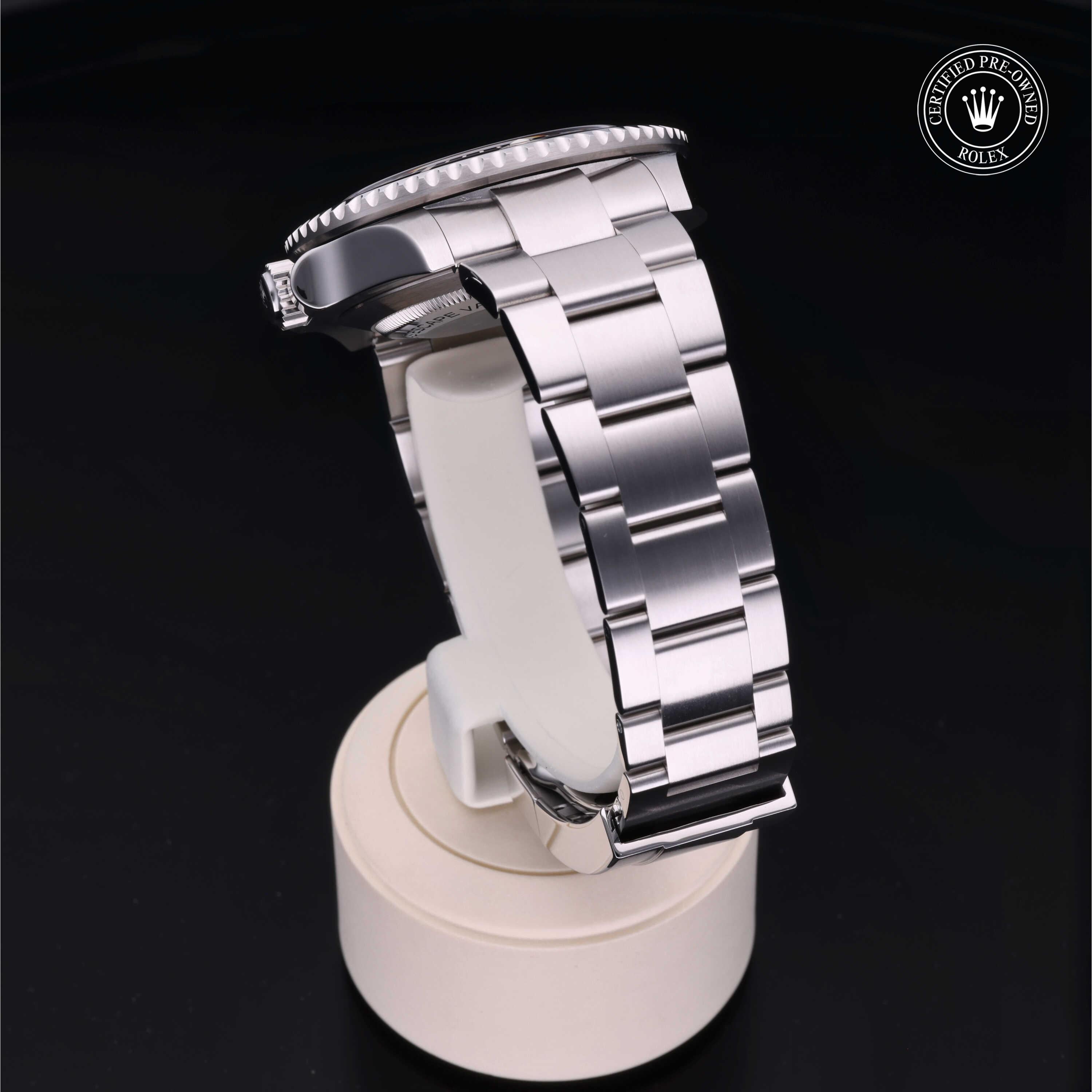 Rolex Sea-Dweller 43 - 360° view
