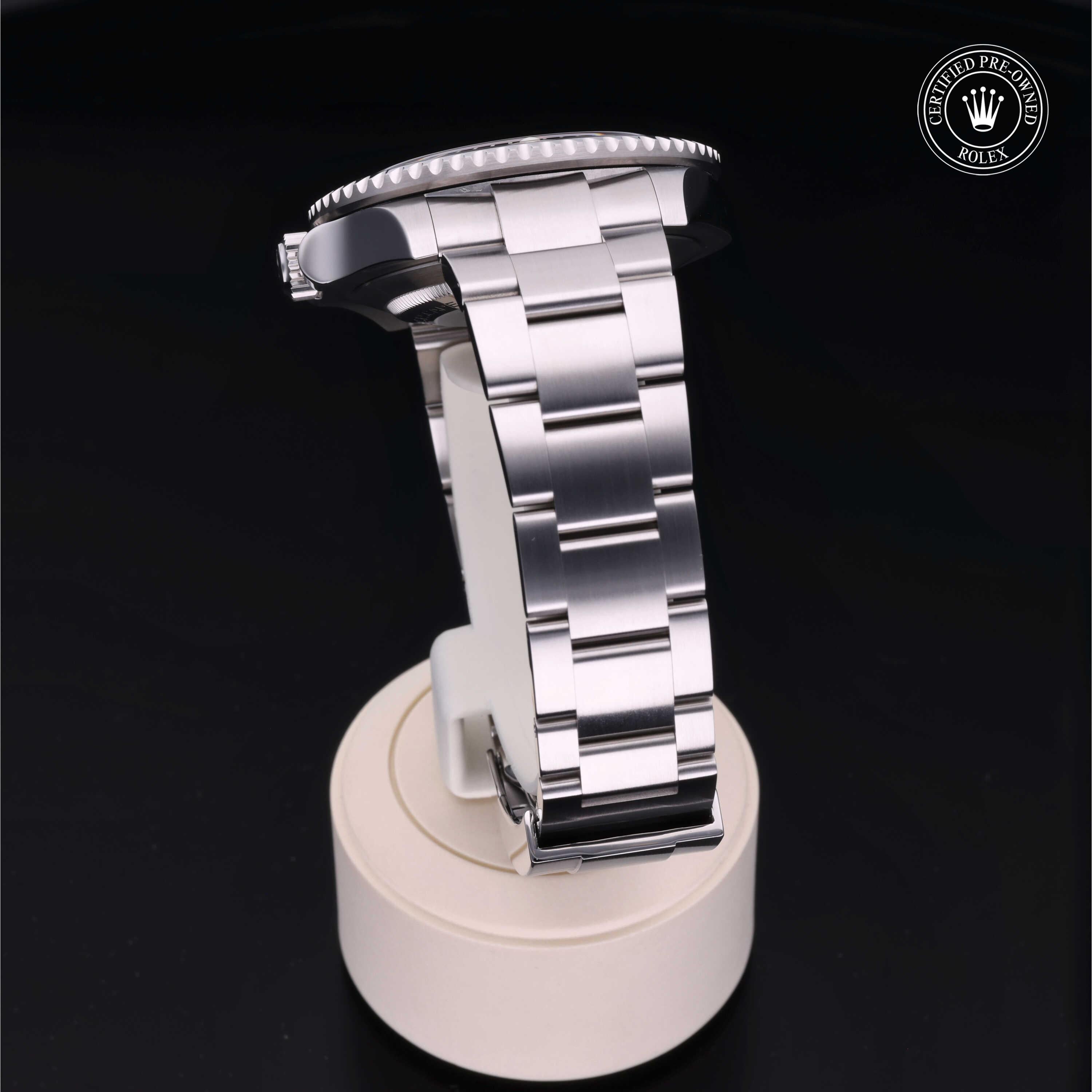 Rolex Sea-Dweller 43 - 360° view