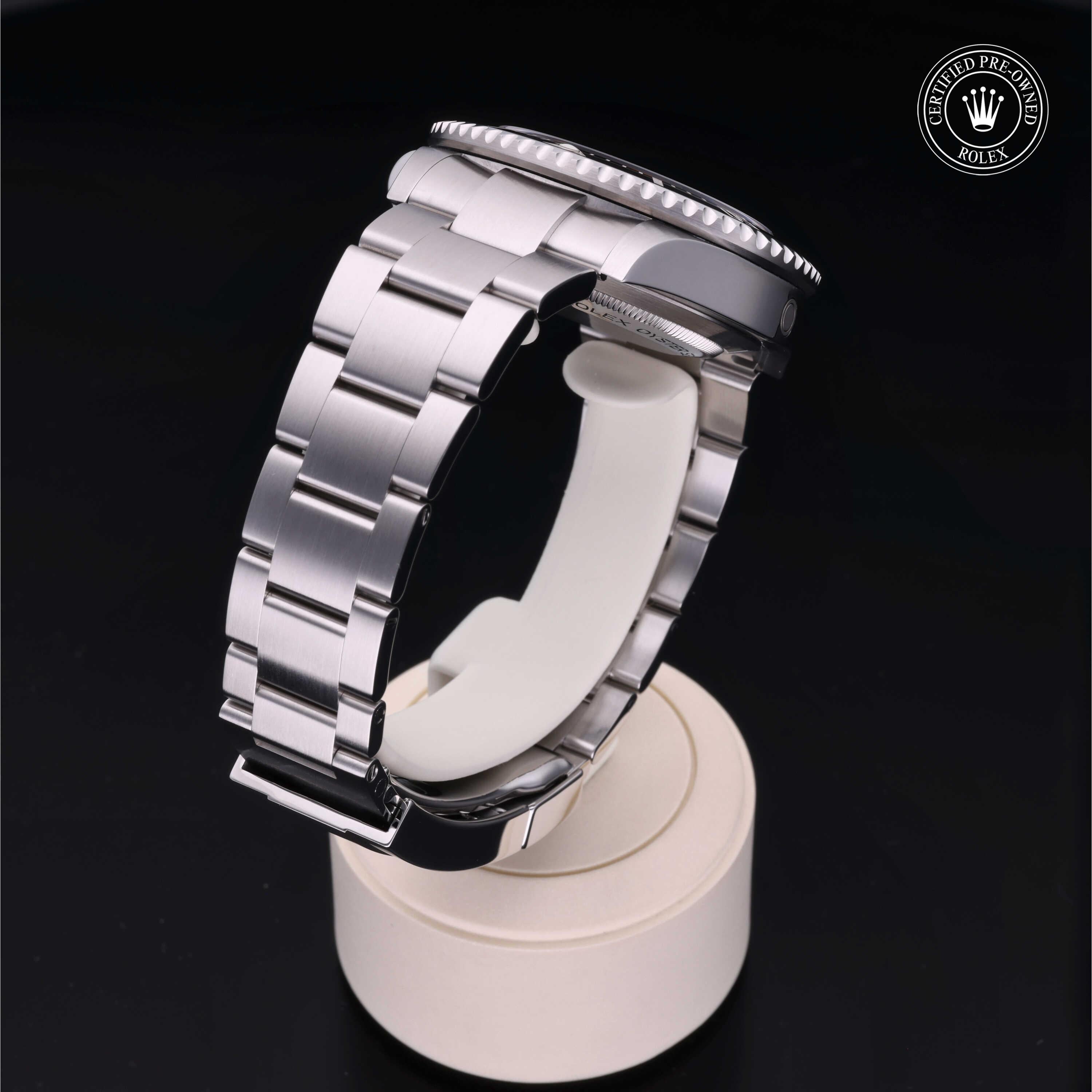Rolex Sea-Dweller 43 - 360° view