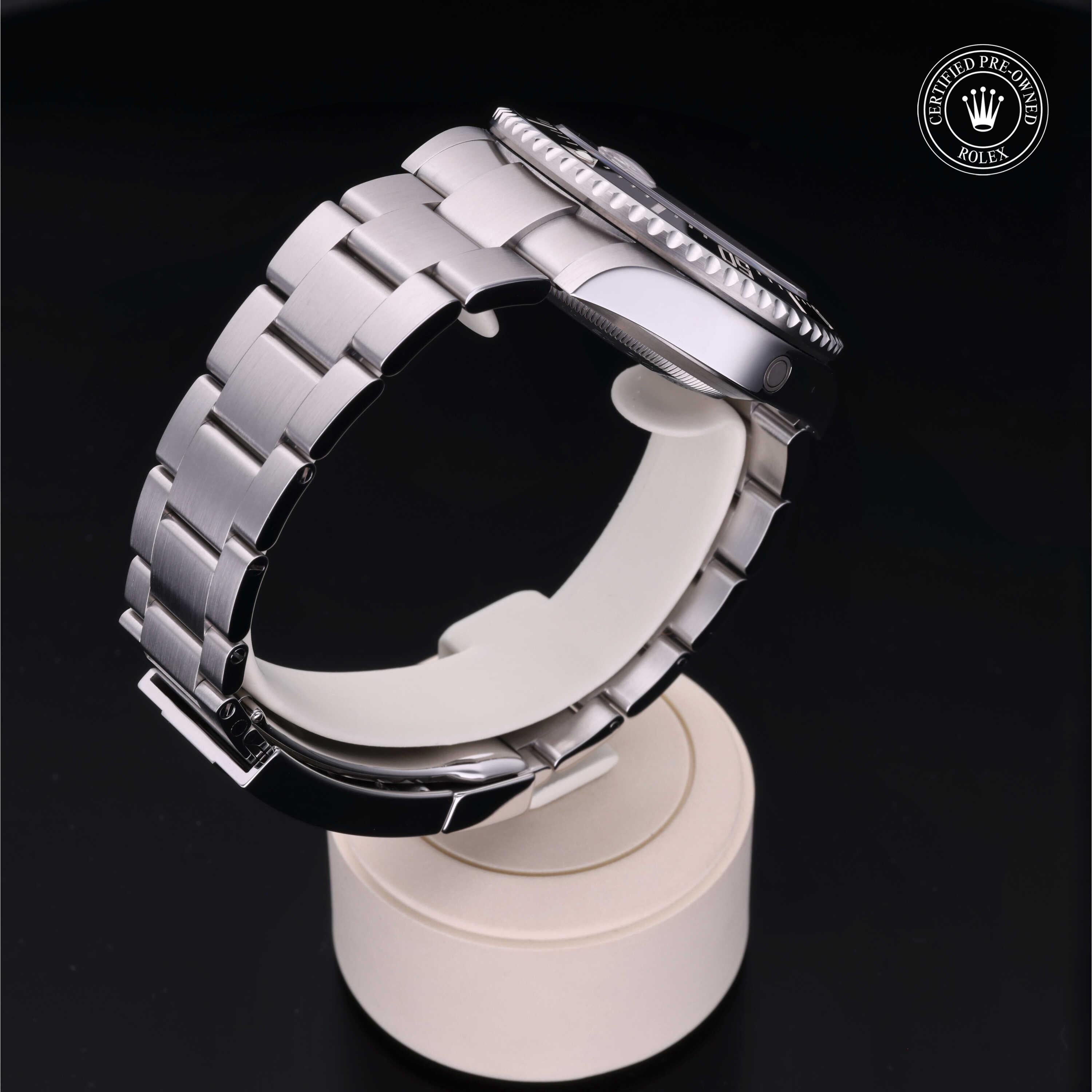 Rolex Sea-Dweller 43 - 360° view