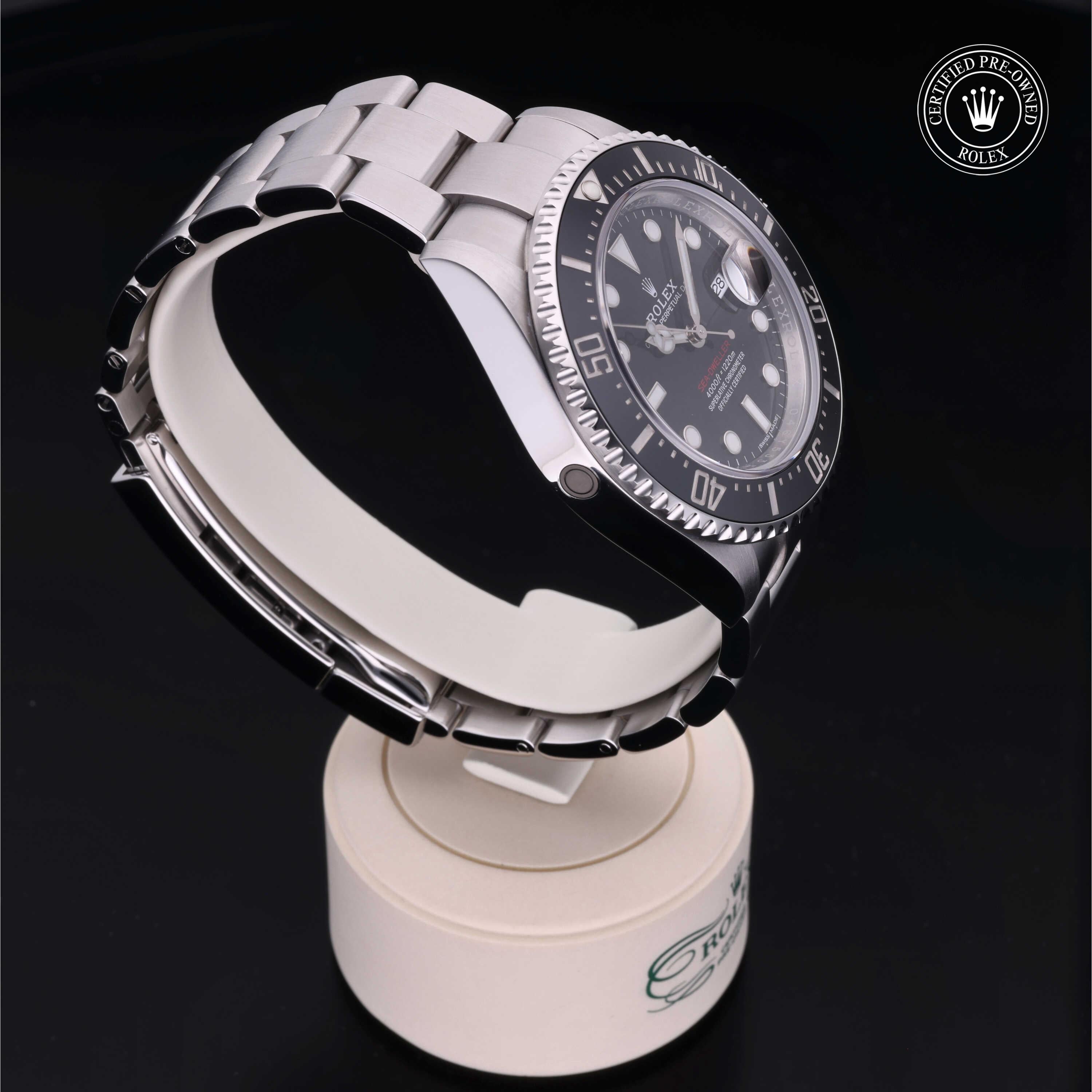 Rolex Sea-Dweller 43 - 360° view