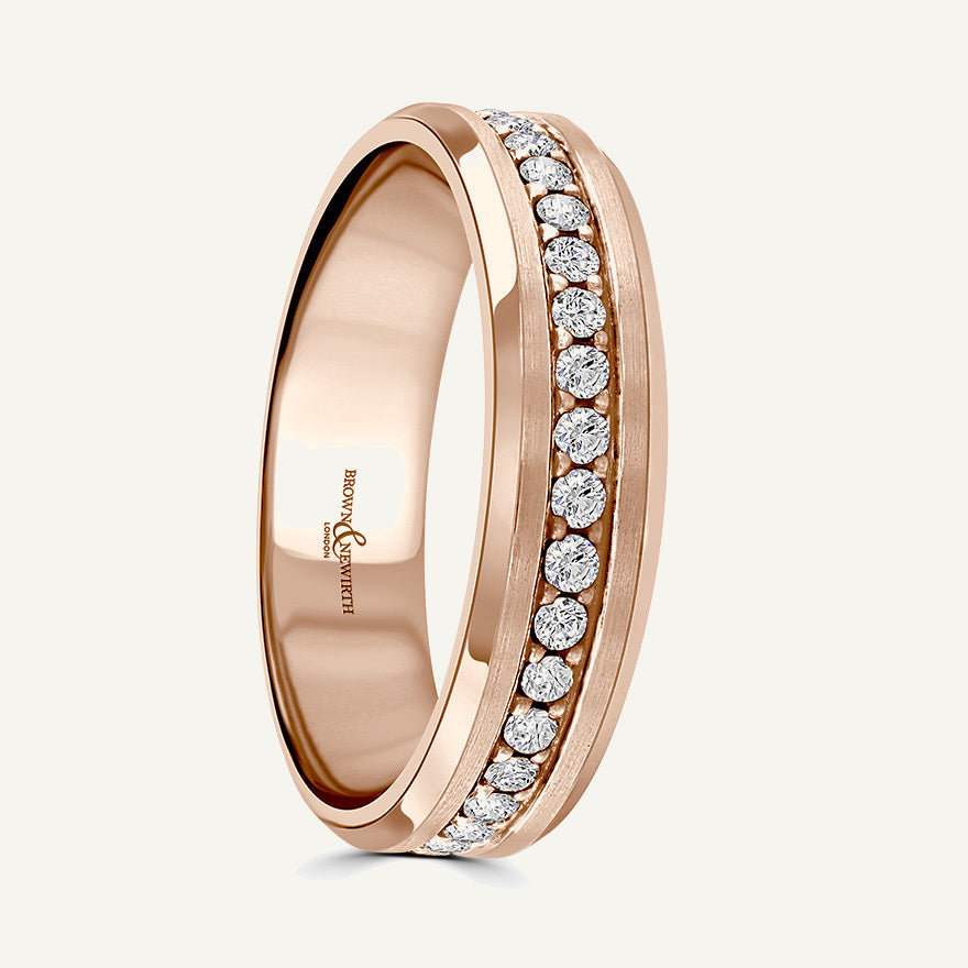 Bevel Edged Flat Top With Grains Set Centre Round Brills Diamond Eternity Ring